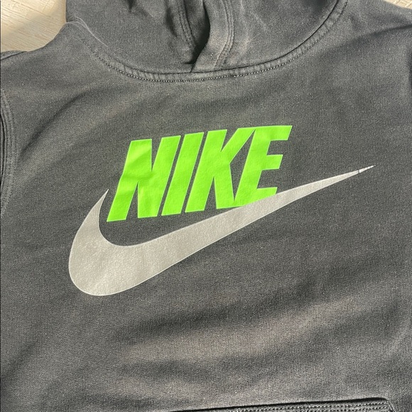 Nike Kids Black Hoodie (M) - Picture 2 of 3